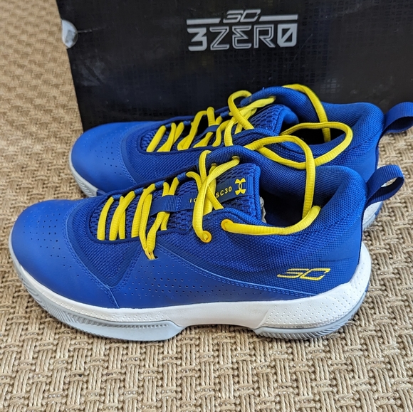 UNDER ARMOUR Steph Curry GS SC 3 ZeroIV Kids Sneakers Size 7Y - Picture 2 of 6